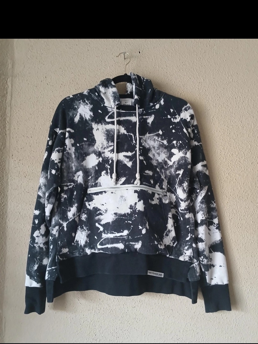Nike Hoodie Womens Medium Black & White Tie-Dye Crewneck